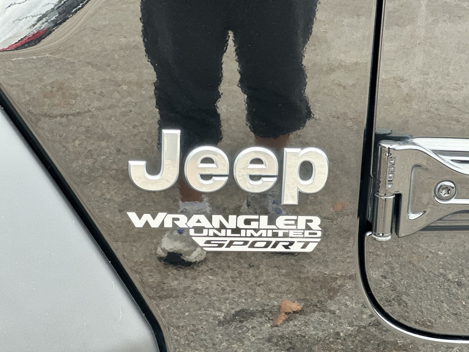 Used 2018 Black Jeep Sport S 4x4 image 31