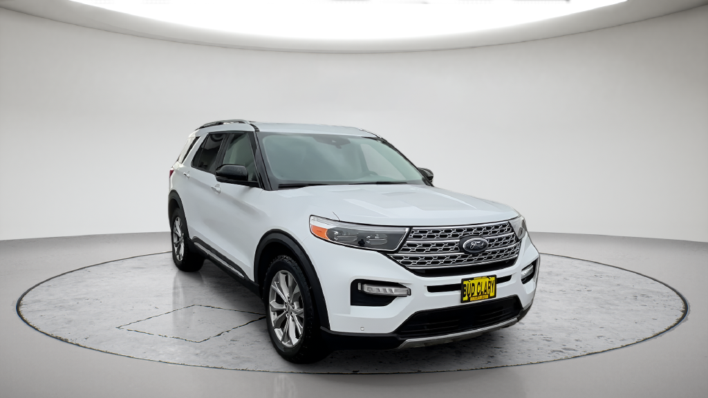 Used 2021 White Ford Limited image 3