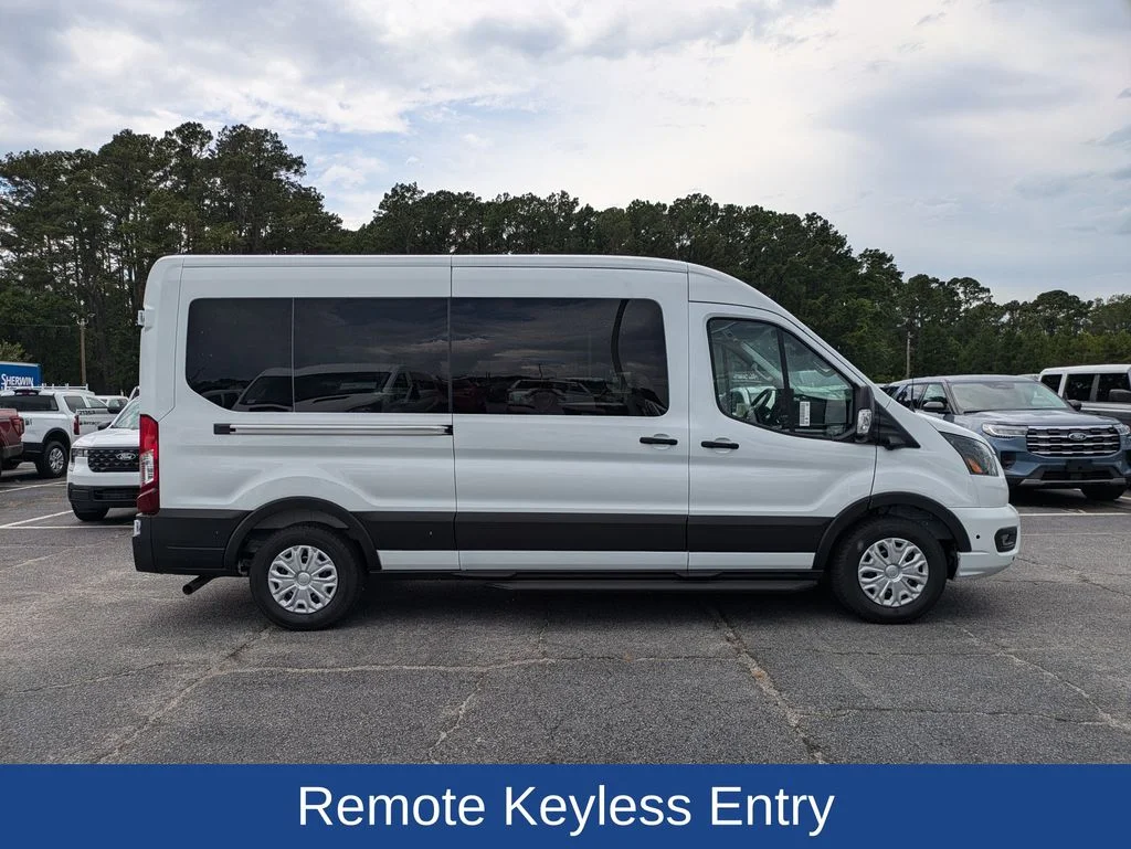 New 2026 Oxford White Ford XLT image 3