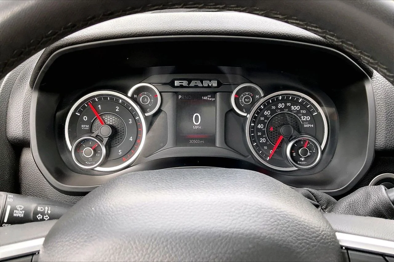 Used 2025 White Ram Big Horn image 10