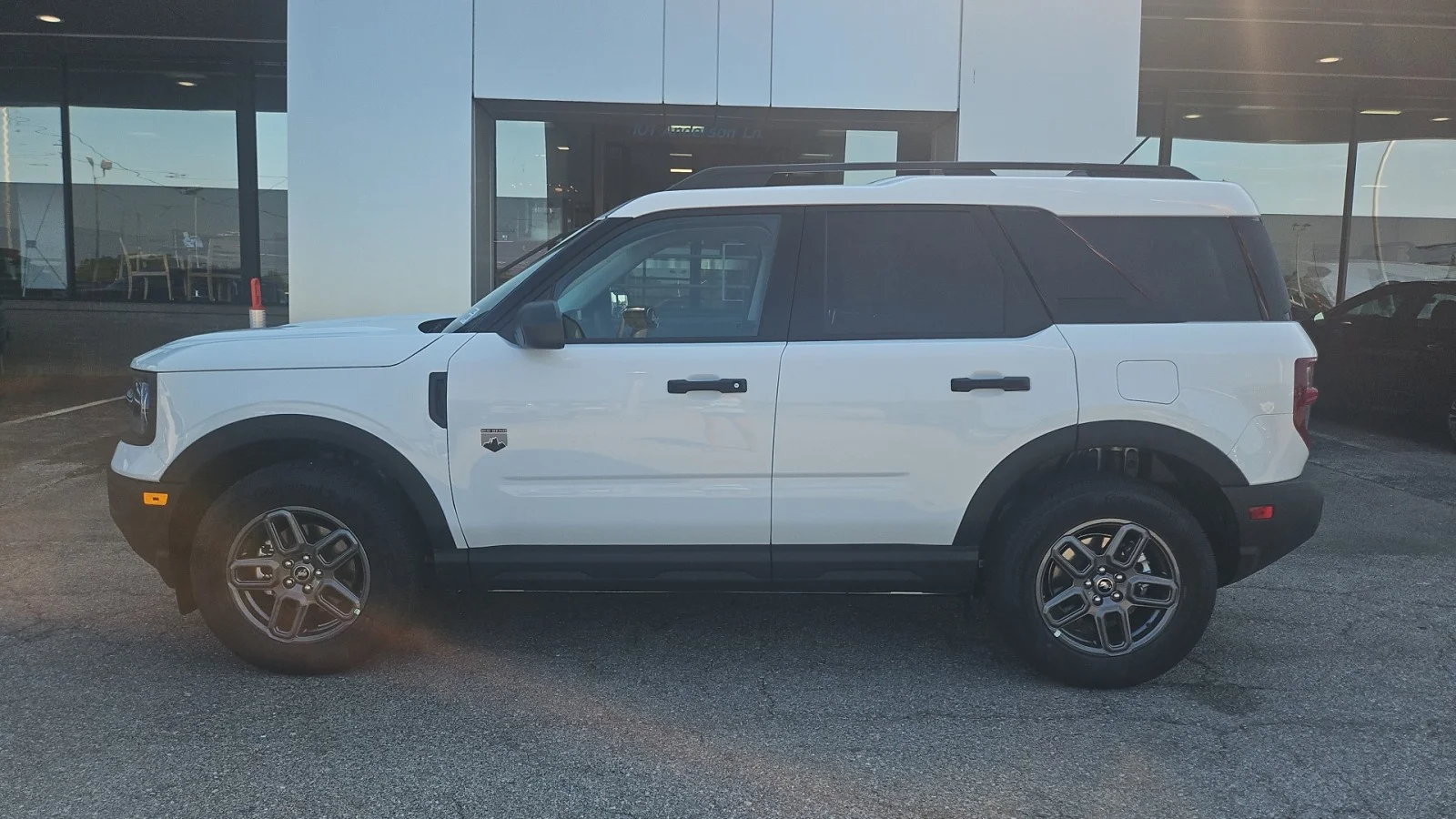 New 2026 Oxford White Ford Big Bend 4WD image 3