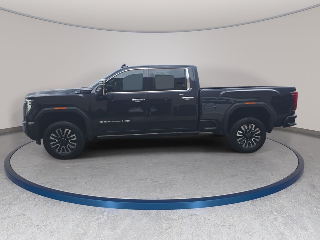 Used 2024 Silver GMC Denali Ultimate image 9
