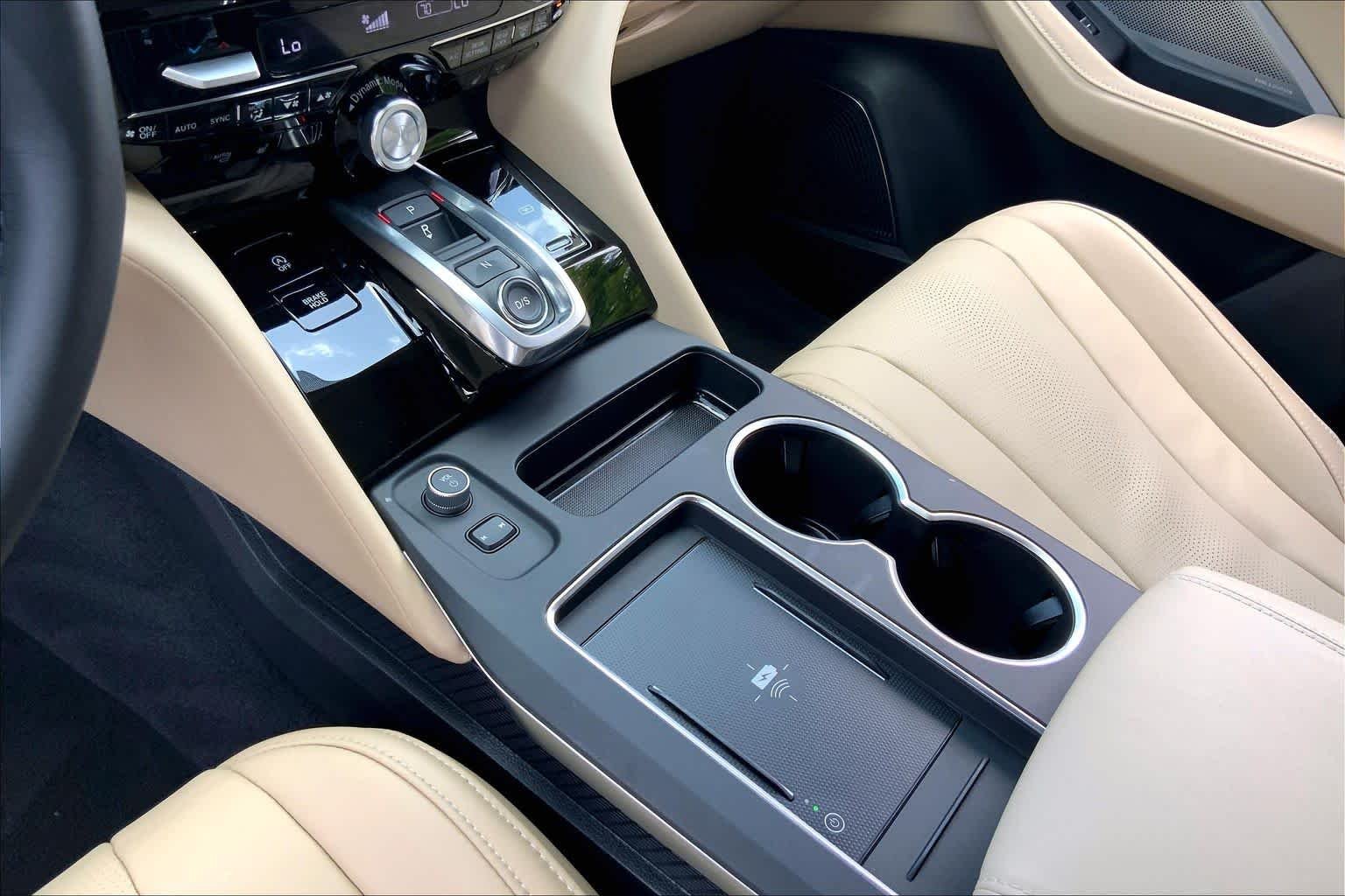 Used 2026 Platinum White Pearl Acura w/Technology Package image 17