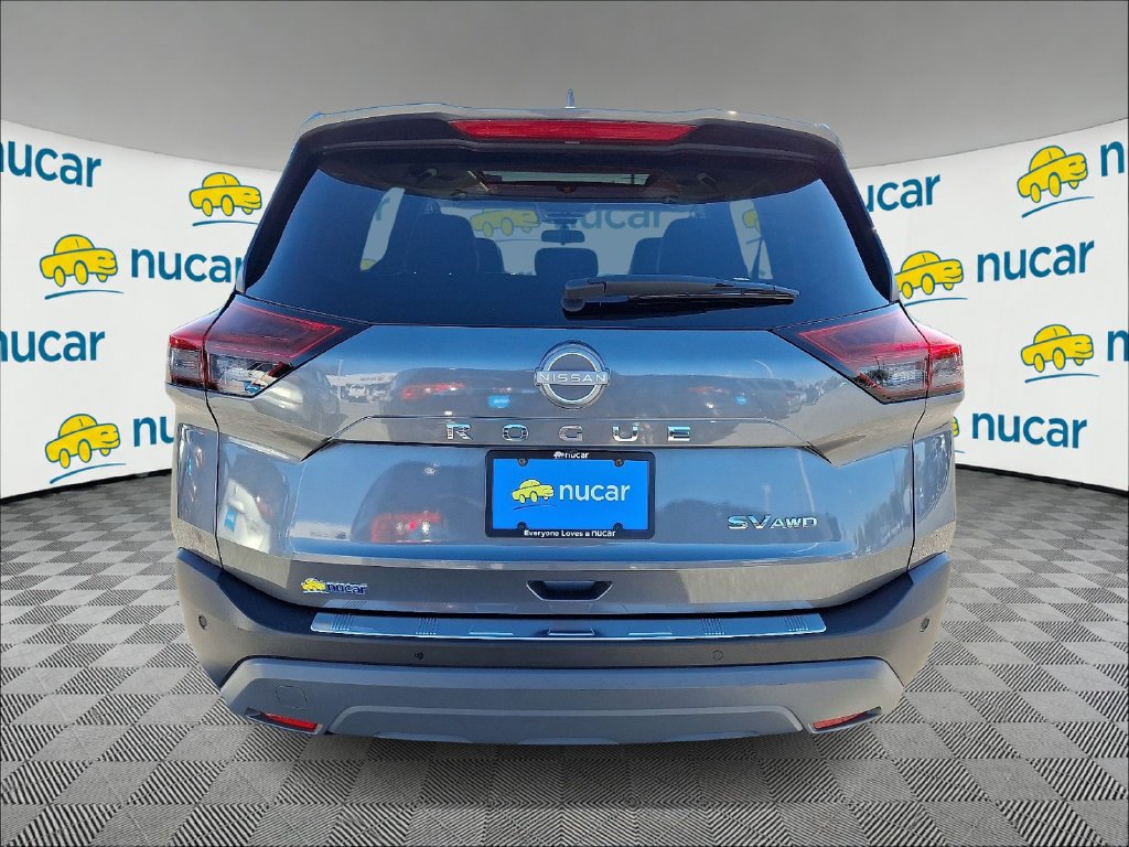 Used 2023 Gray Nissan SV image 6