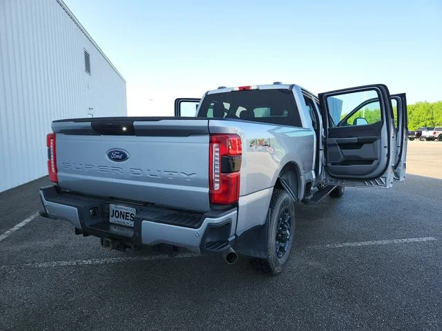 Used 2023 Silver Ford XL image 17