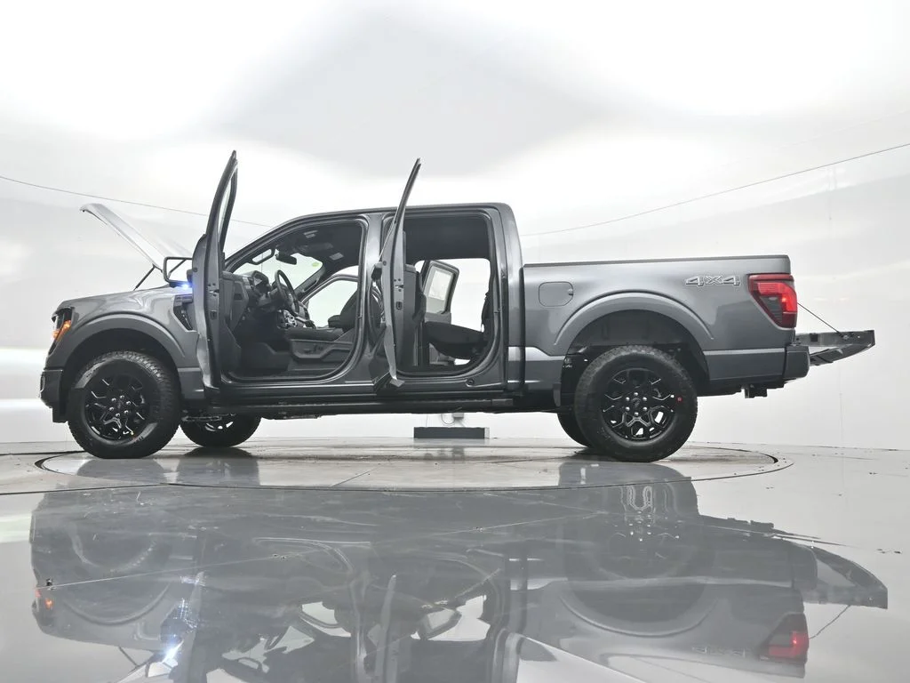 New 2026 Carbonized Gray Metallic Ford XLT image 48