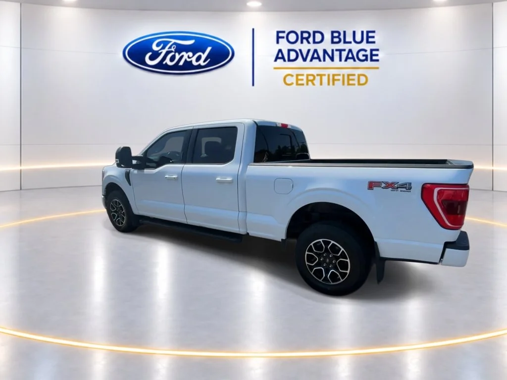 Certified Used 2023 Oxford White Ford XLT image 6