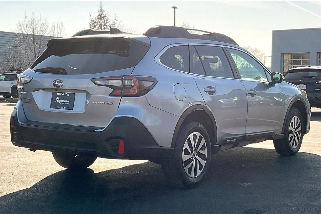 2021 Subaru Outback Premium - Photo 15