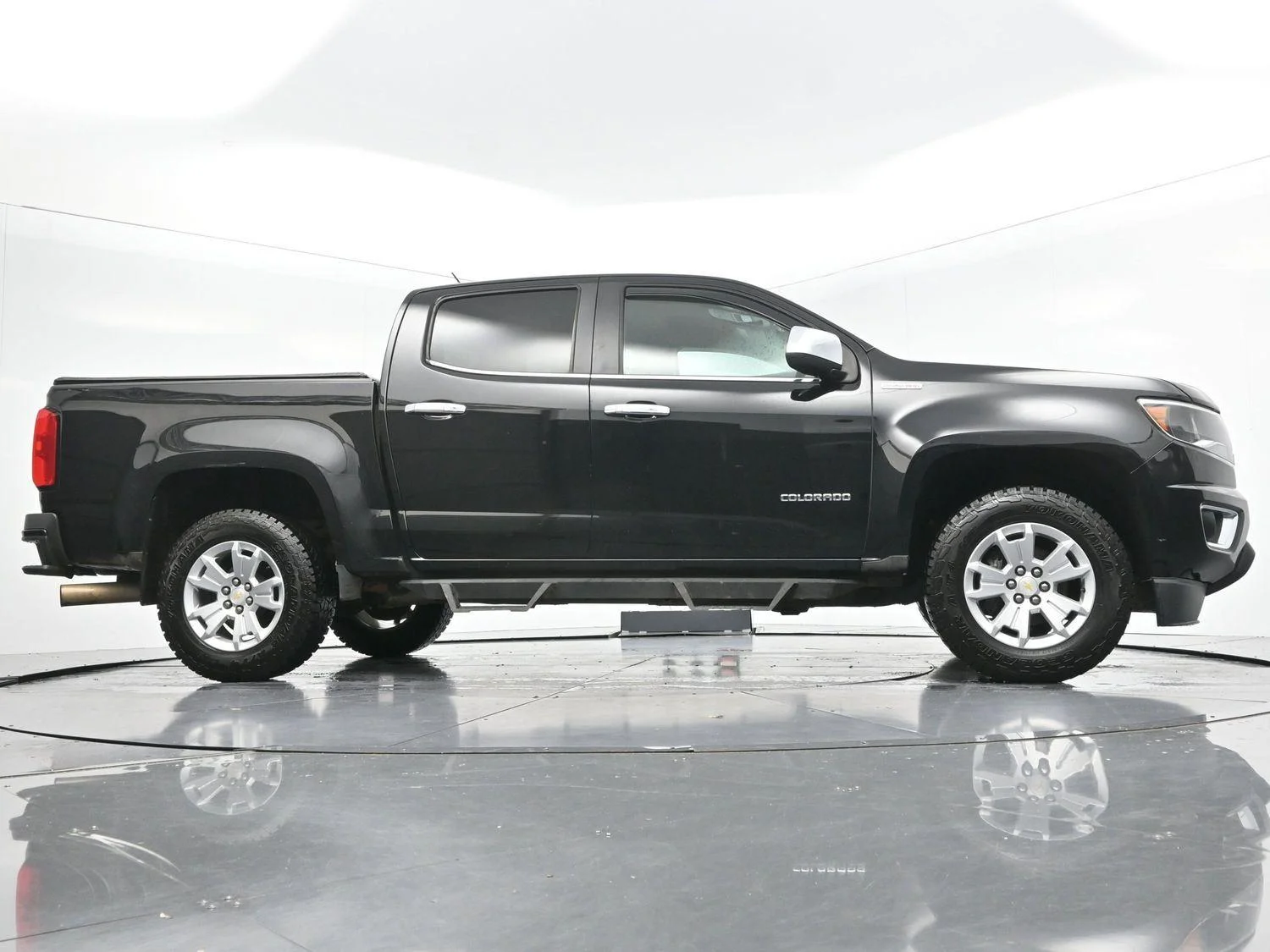 Used 2016 Black Chevrolet 2WD LT image 48