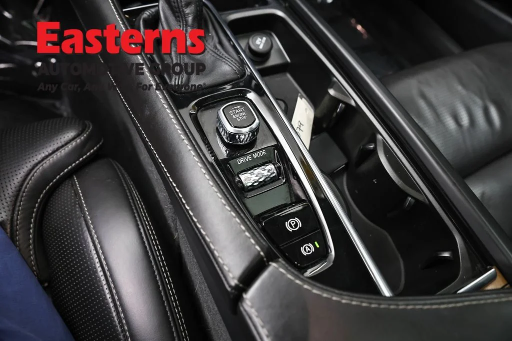 Used 2018 Gray Volvo T6 Inscription image 20