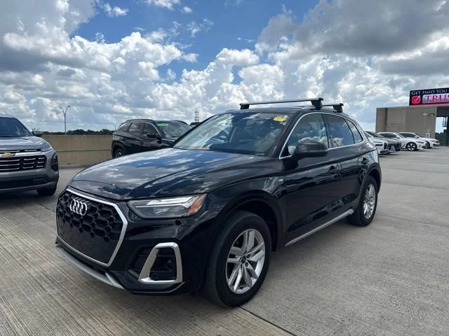 Used 2023 Black Metallic Audi S line Premium image 7