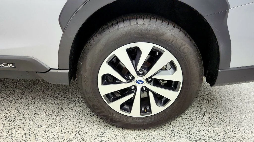 Used 2024 Ice Silver Metallic Subaru Premium AWD w/ Popular Package #1 image 9