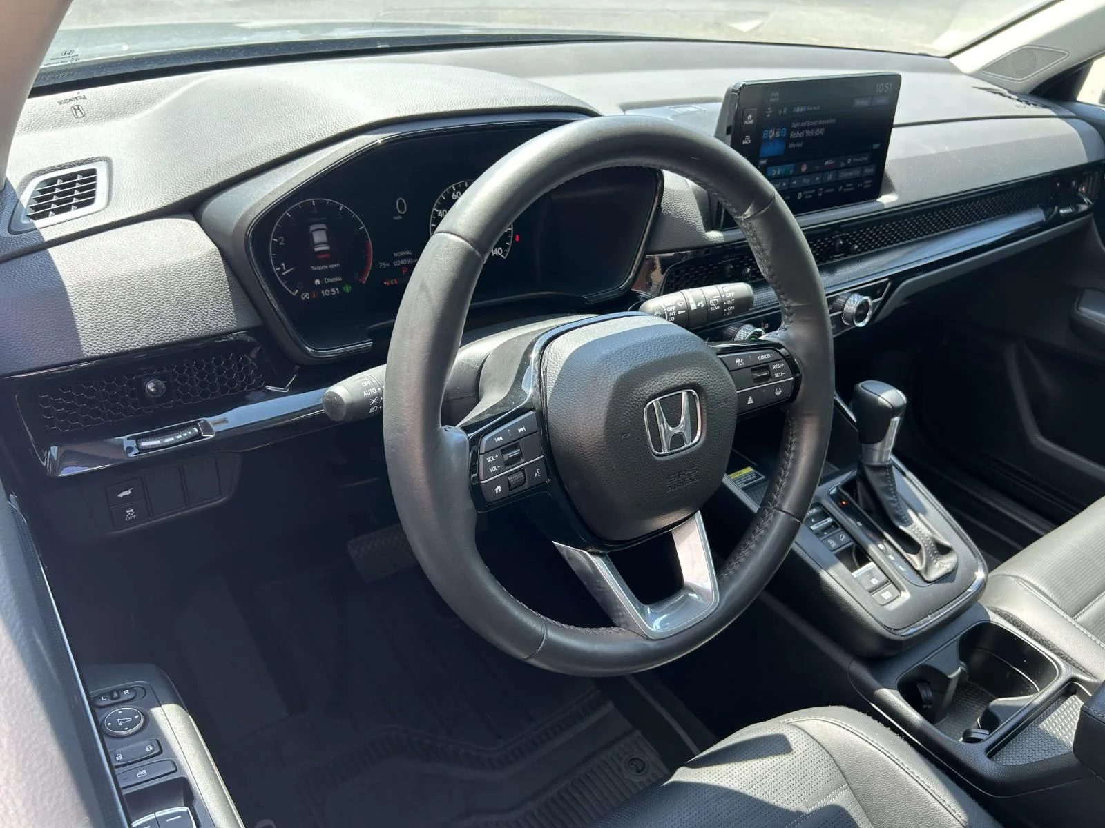 Used 2025 Urban Gray Pearl Honda 1.5T AWD EX-L image 7