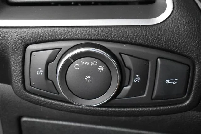 Used 2016 Black Ford Sport image 48