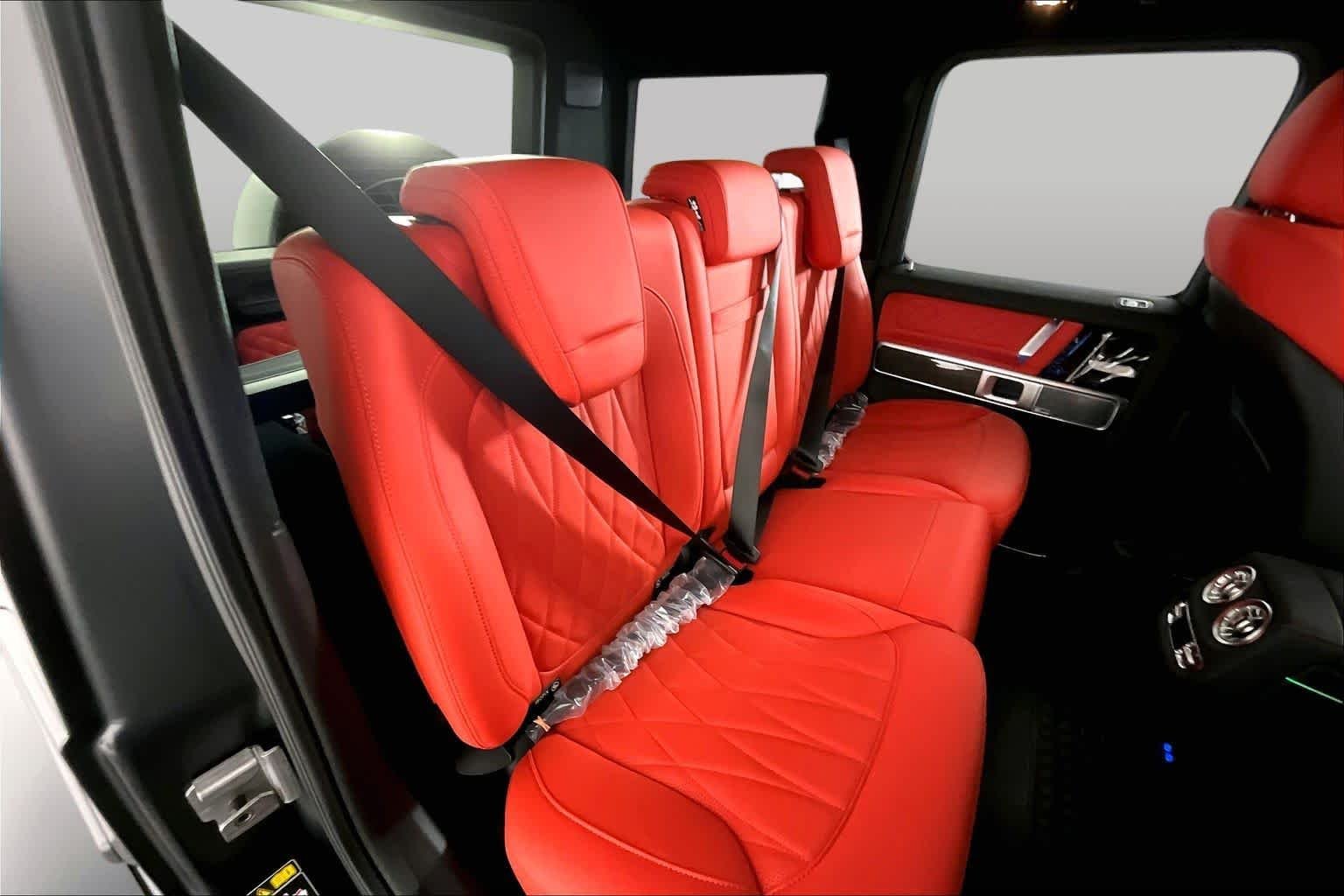 Used 2025 MANUFAKTUR Night Black magno Mercedes-Benz AMG® G 63 image 19