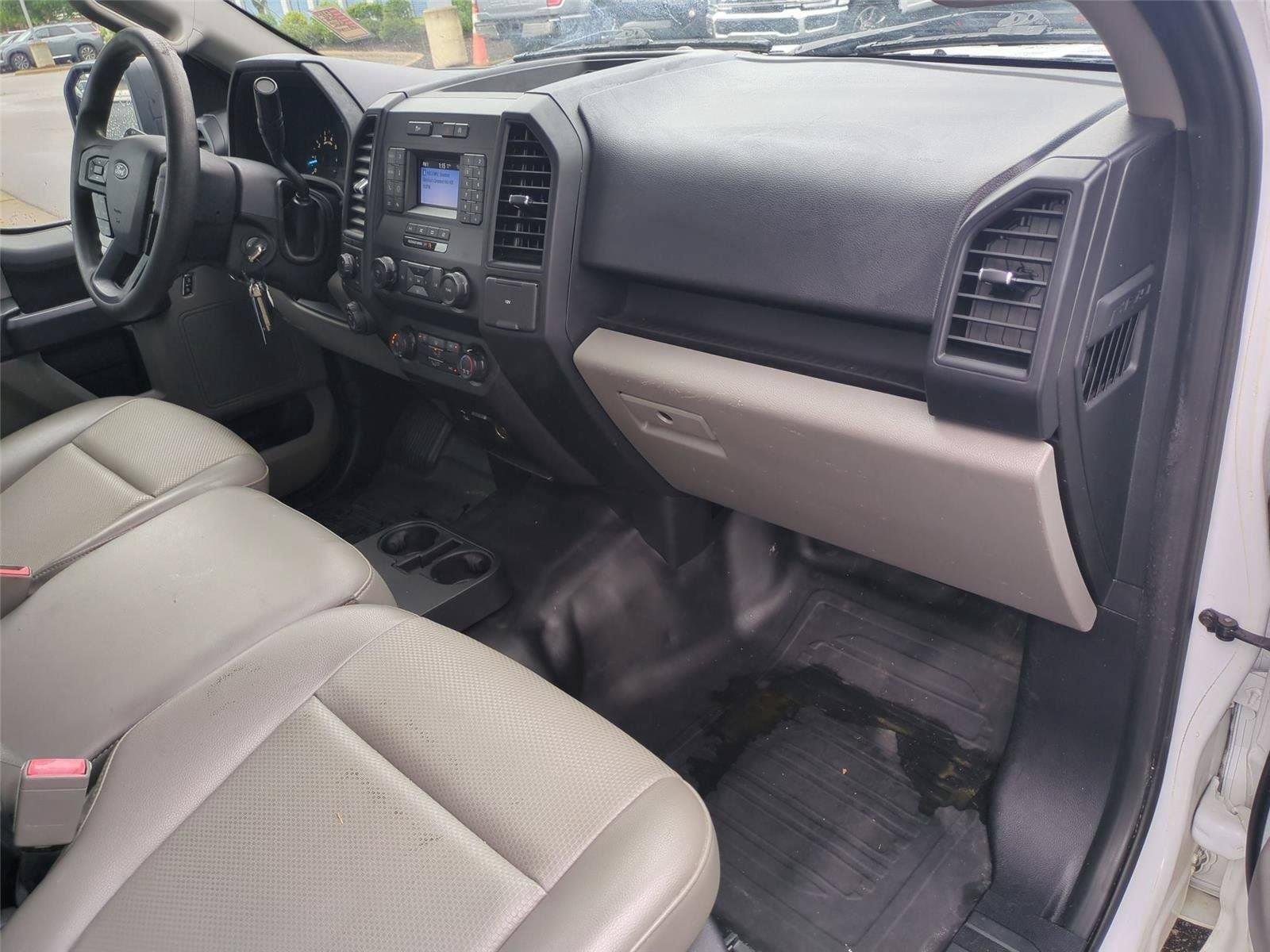Used 2019 Oxford White Ford XL image 32