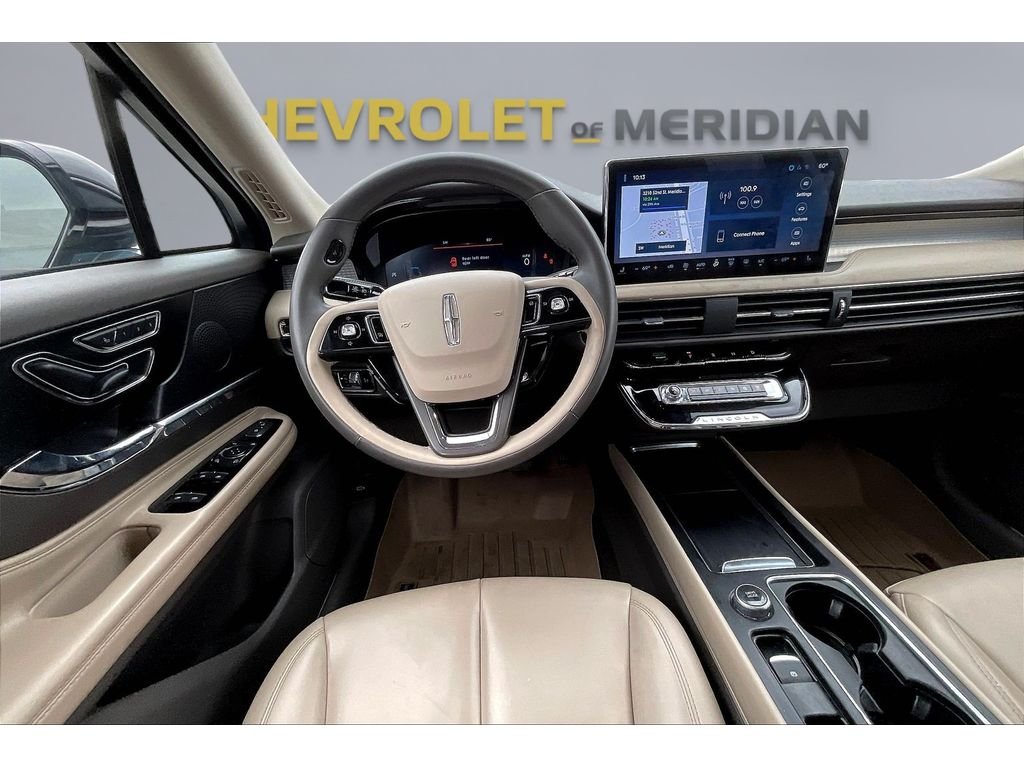 Used 2023  Lincoln Standard image 5