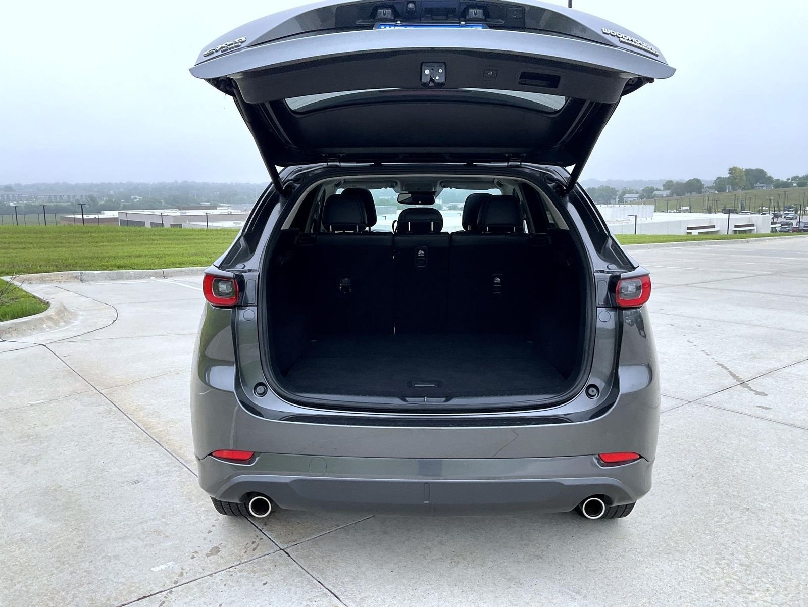 Used 2025 Gray Mazda 2.5 S Preferred Package image 9