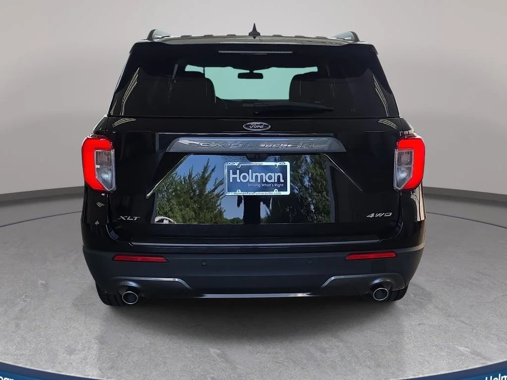 Certified Used 2023 Black Metallic Ford XLT image 6