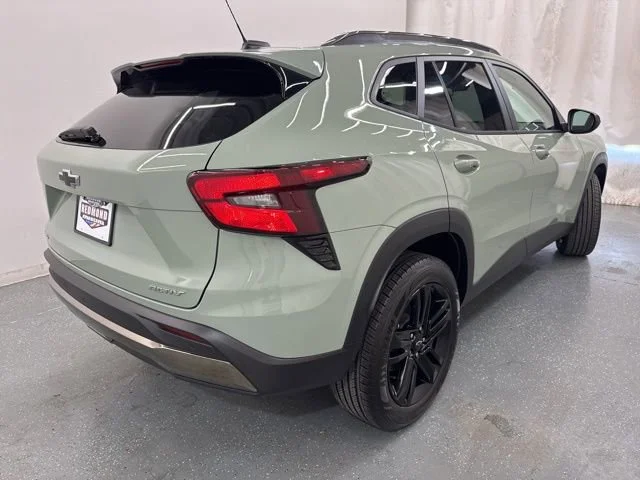 2026 Chevrolet Trax Activ - Photo 8