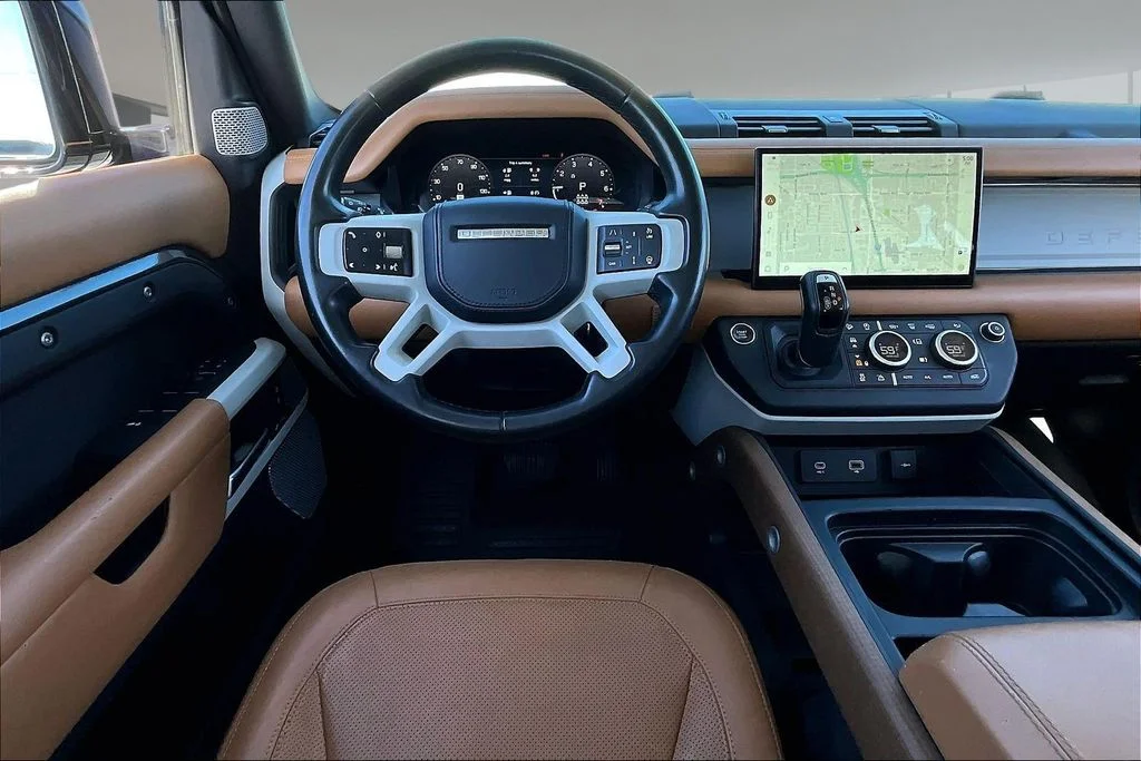 Used 2023 Gray Land Rover First Edition image 8
