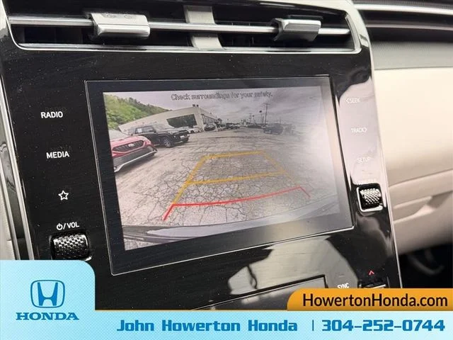 Used 2024 Black Hyundai SEL image 26