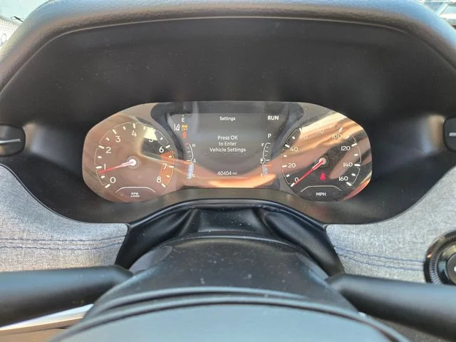 Used 2024 White Jeep Latitude image 33