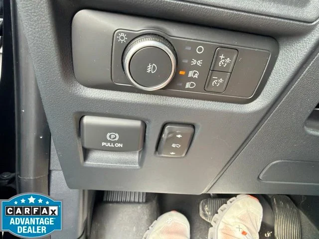 Used 2022 Gray Ford Limited image 25