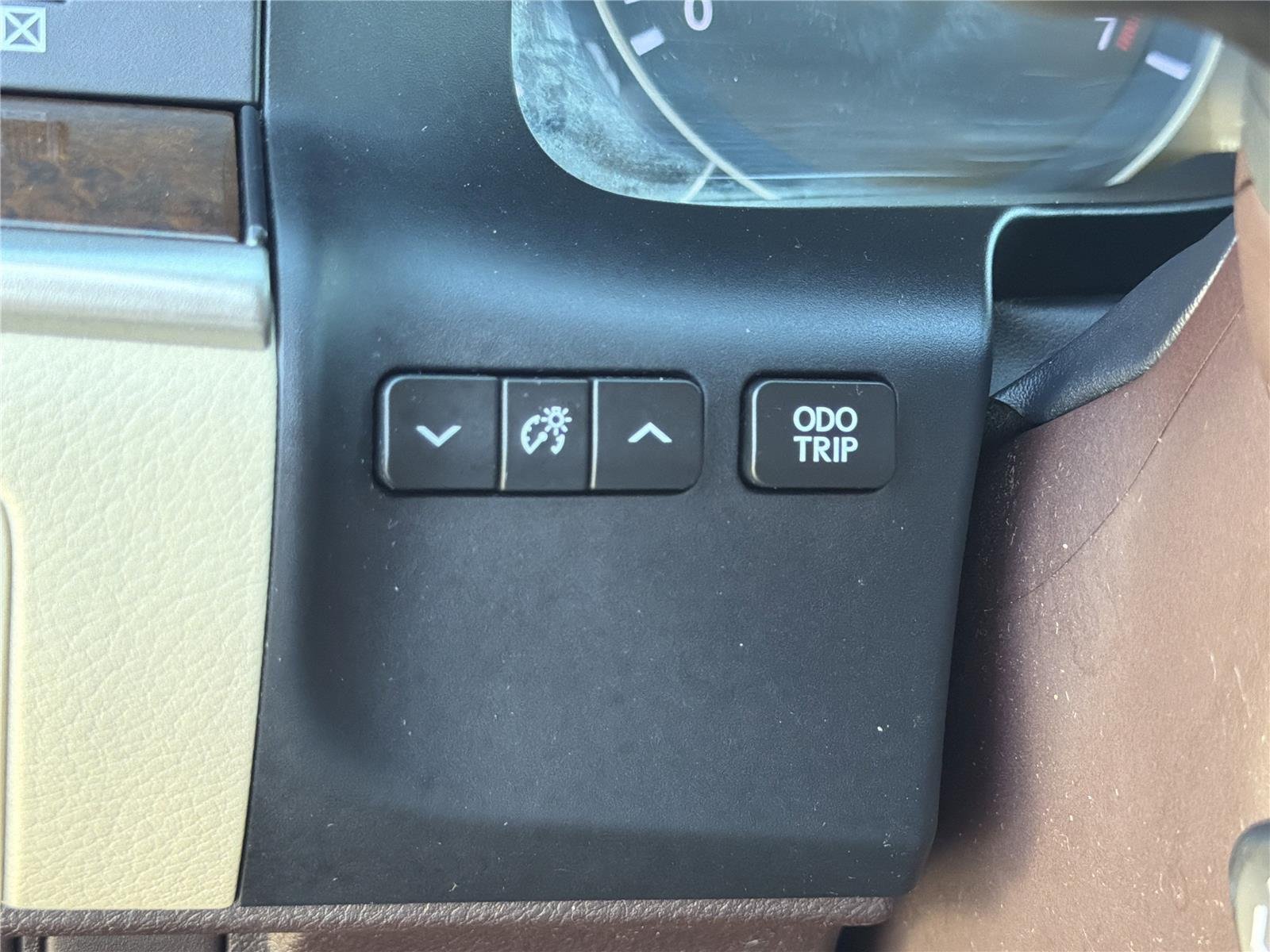 Used 2018  LEXUS  image 16