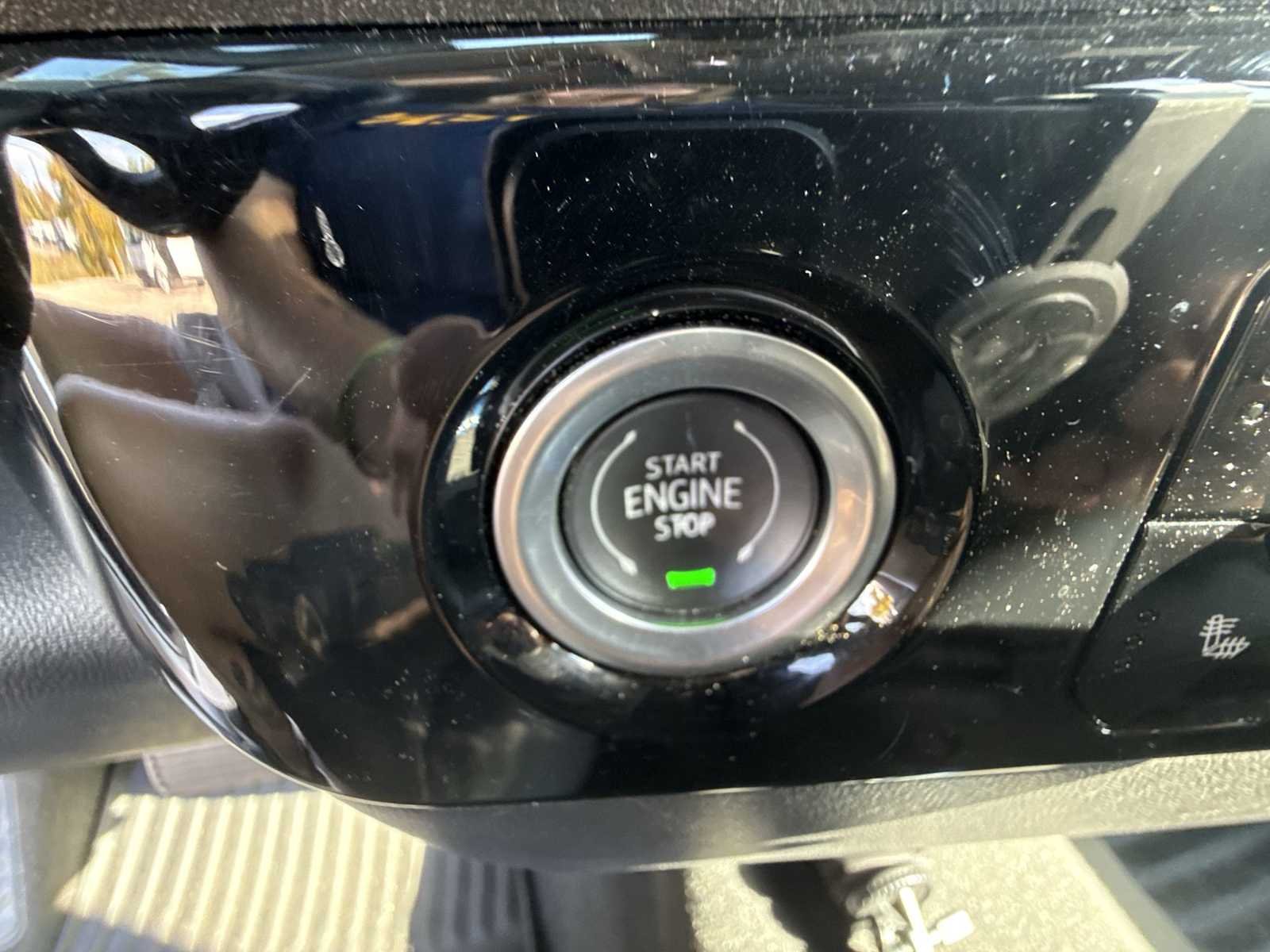 2024 Chevrolet Silverado 1500 LT - Photo 16
