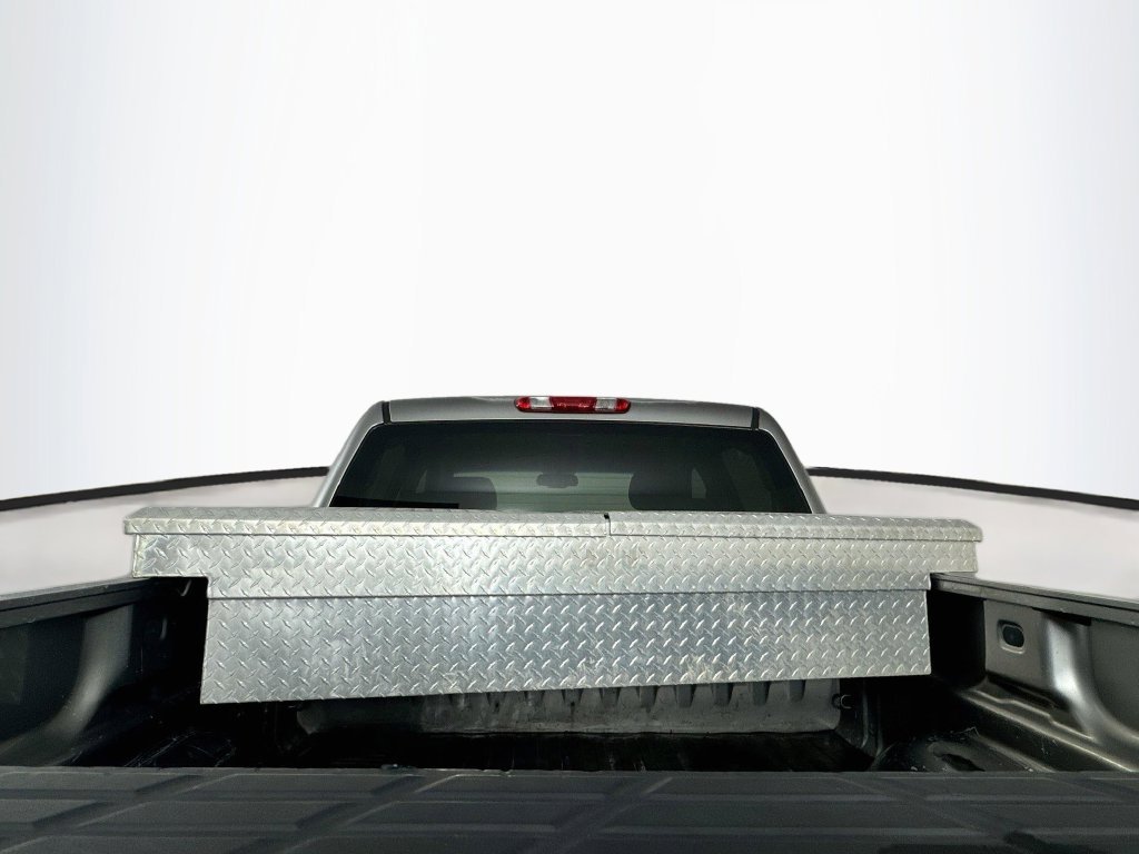 Used 2008 Graystone Metallic Chevrolet LT image 29