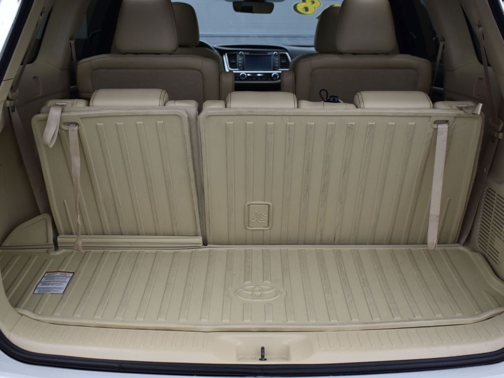 2018 TOYOTA HIGHLANDER - Image 10