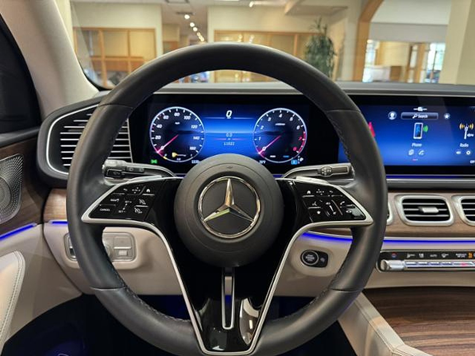 Certified Used 2025 Polar White Mercedes-Benz  image 12
