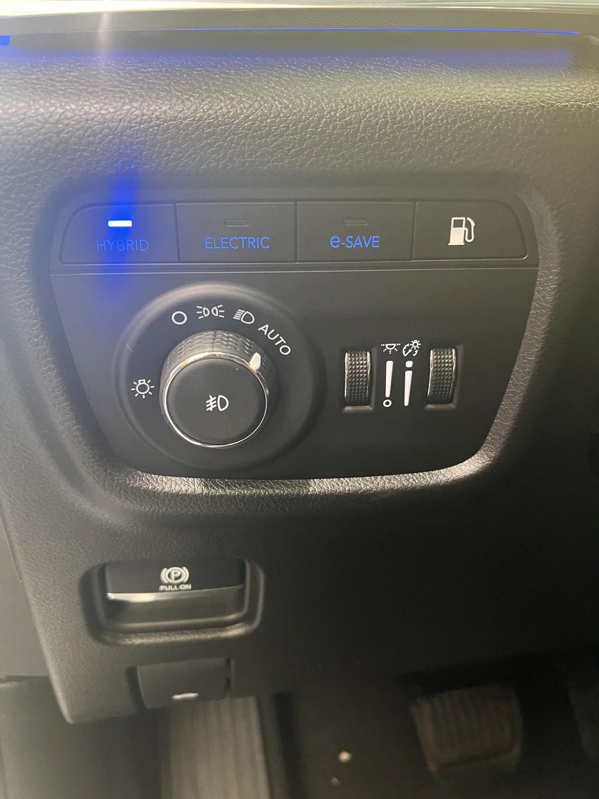 Used 2024 Bright White Clearcoat Jeep Overland image 32