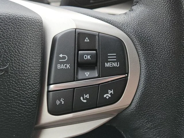Used 2024 White Metallic Ford XLT image 24