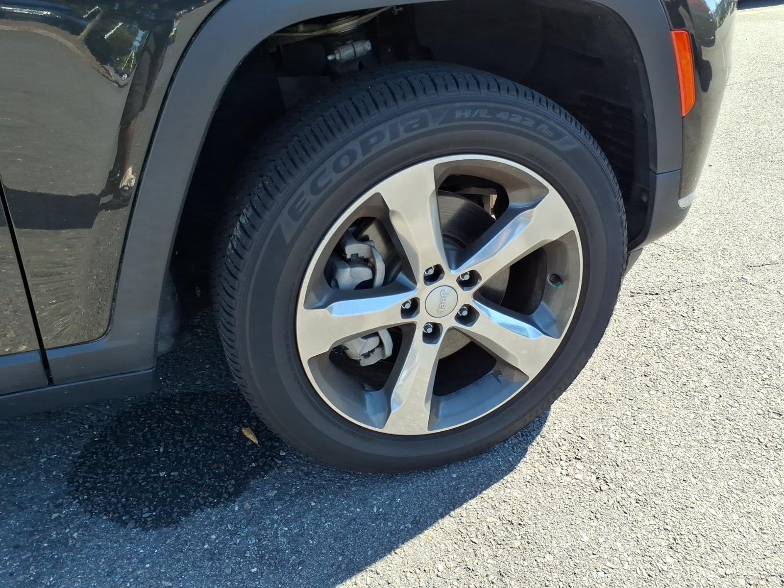 Used 2021 Rocky Mountain Pearlcoat Jeep Limited image 14