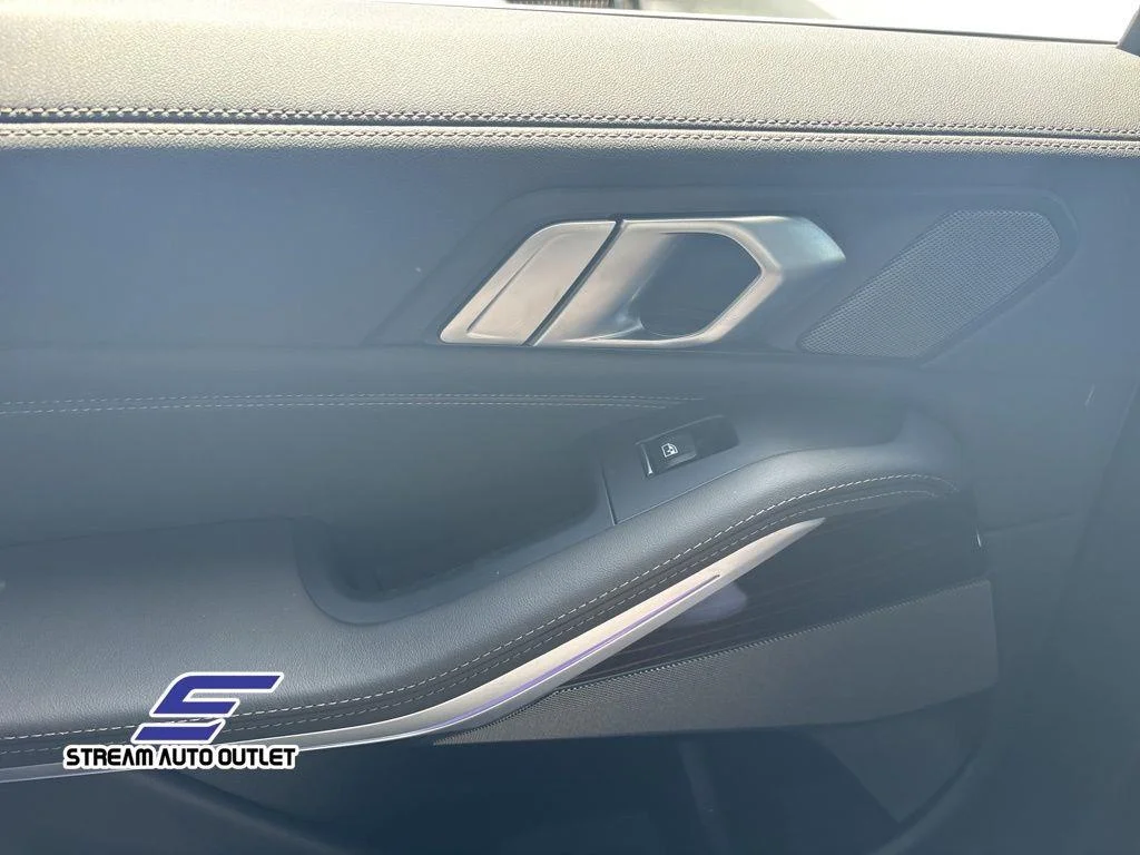 2025 BMW X5 50e - Photo 22
