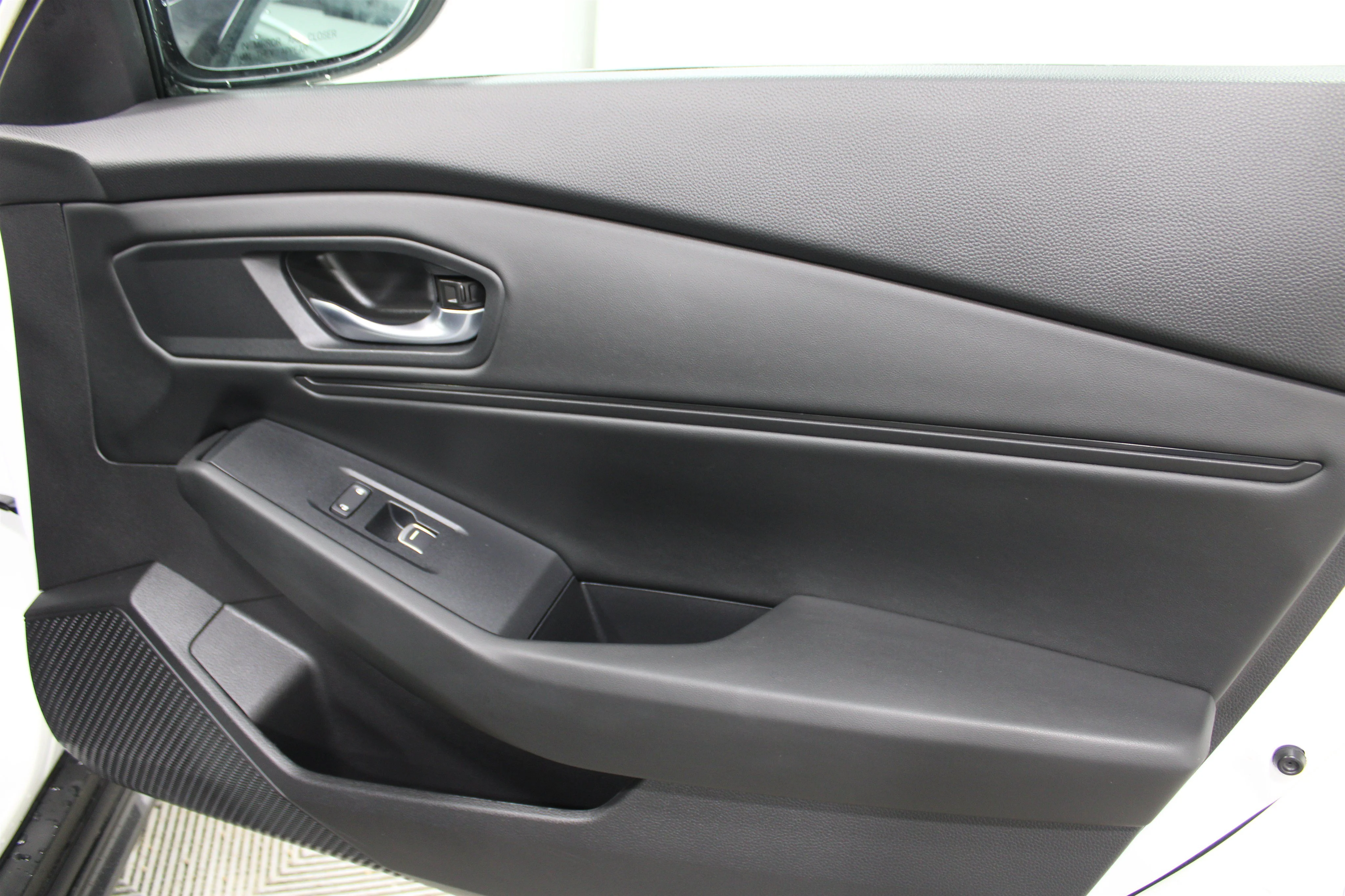 2025 Honda Accord SE - Photo 24
