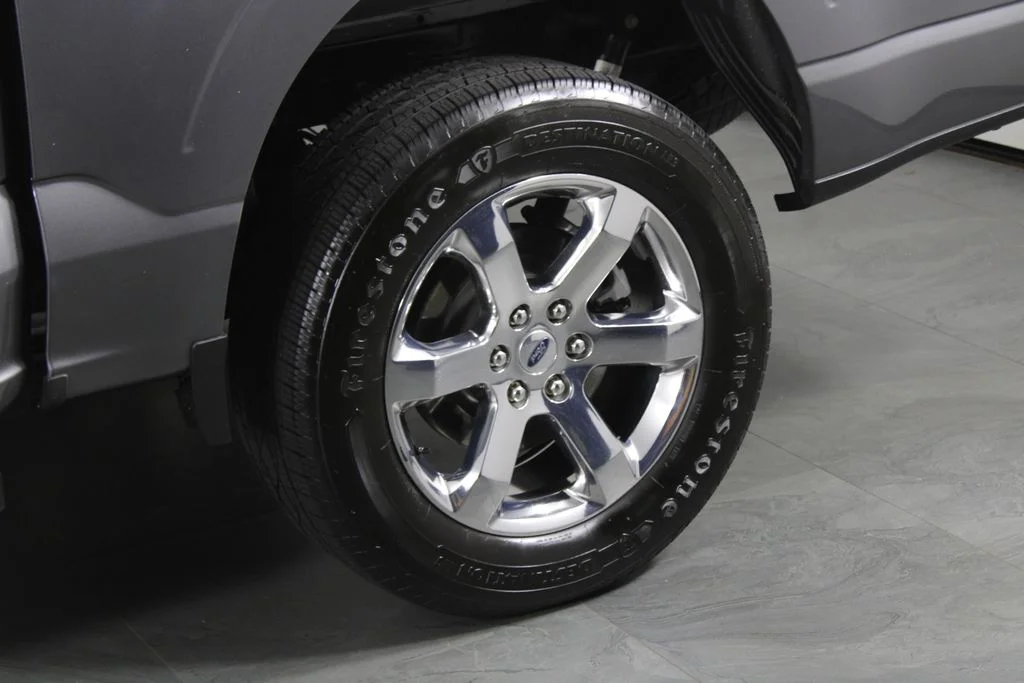 Used 2022 Gray Ford Lariat image 14