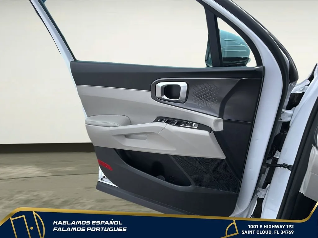 Used 2025 White Kia EX image 10