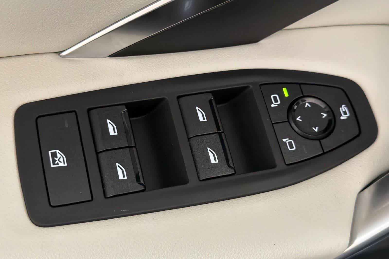 New 2026 Night Dusk Blue Metallic BMW xDrive28i image 13