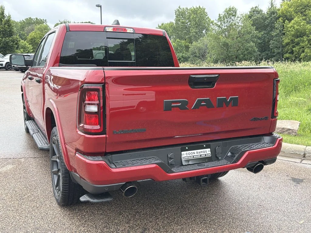 New 2026 Molten Red Pearl-Coat Exterior Paint Ram Laramie image 8