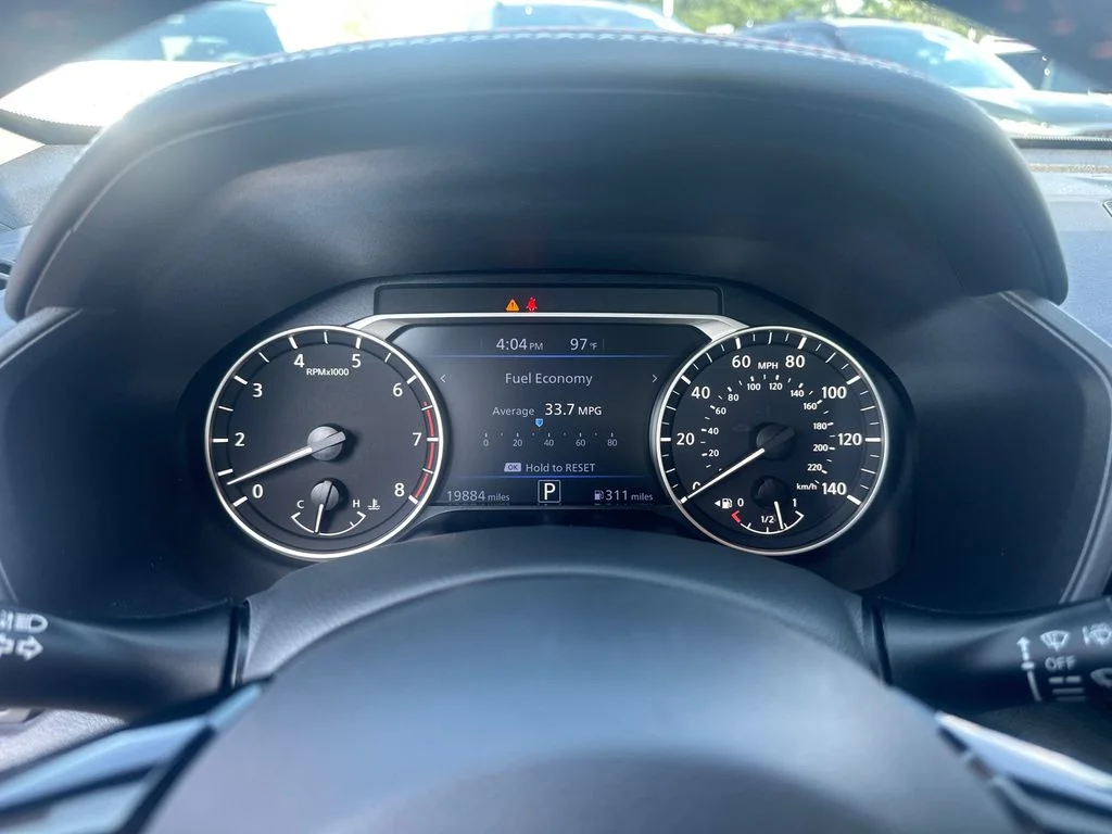 Used 2025 Gray Nissan 2.5 SR image 26