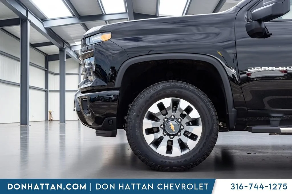 2026 Chevrolet Silverado 2500 HD Custom - Photo 29