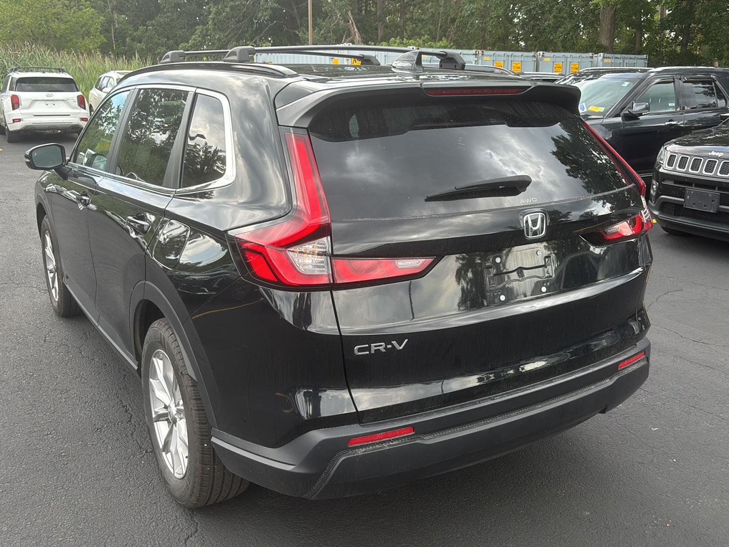 Used 2024 Crystal Black Pearl Honda EX image 5