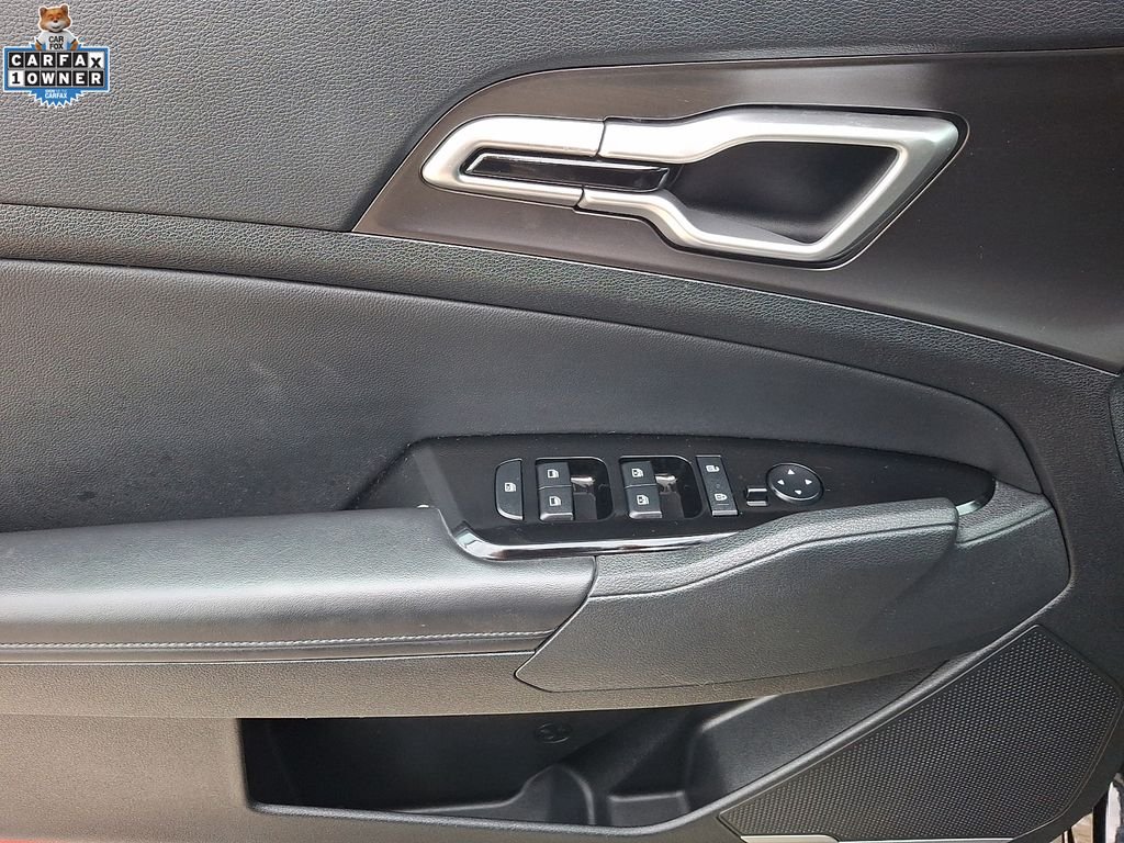 Used 2025 Black Kia EX image 12