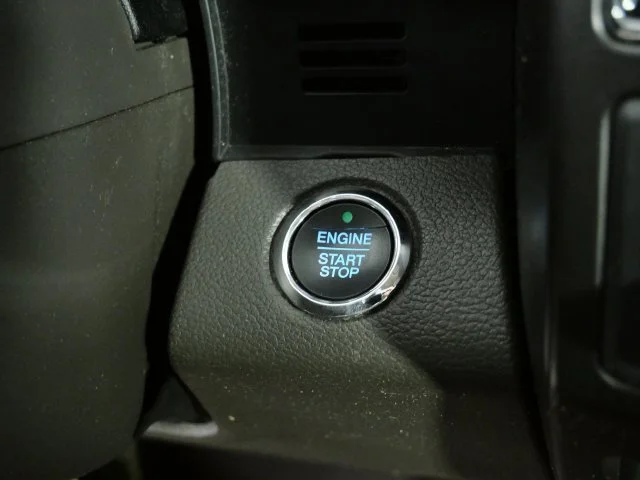 Used 2018 White Ford Limited image 26