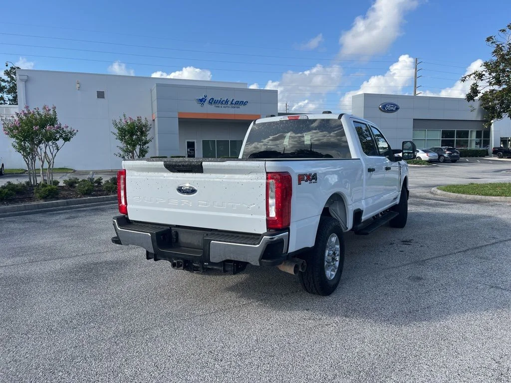 Used 2025 White Ford XLT image 5