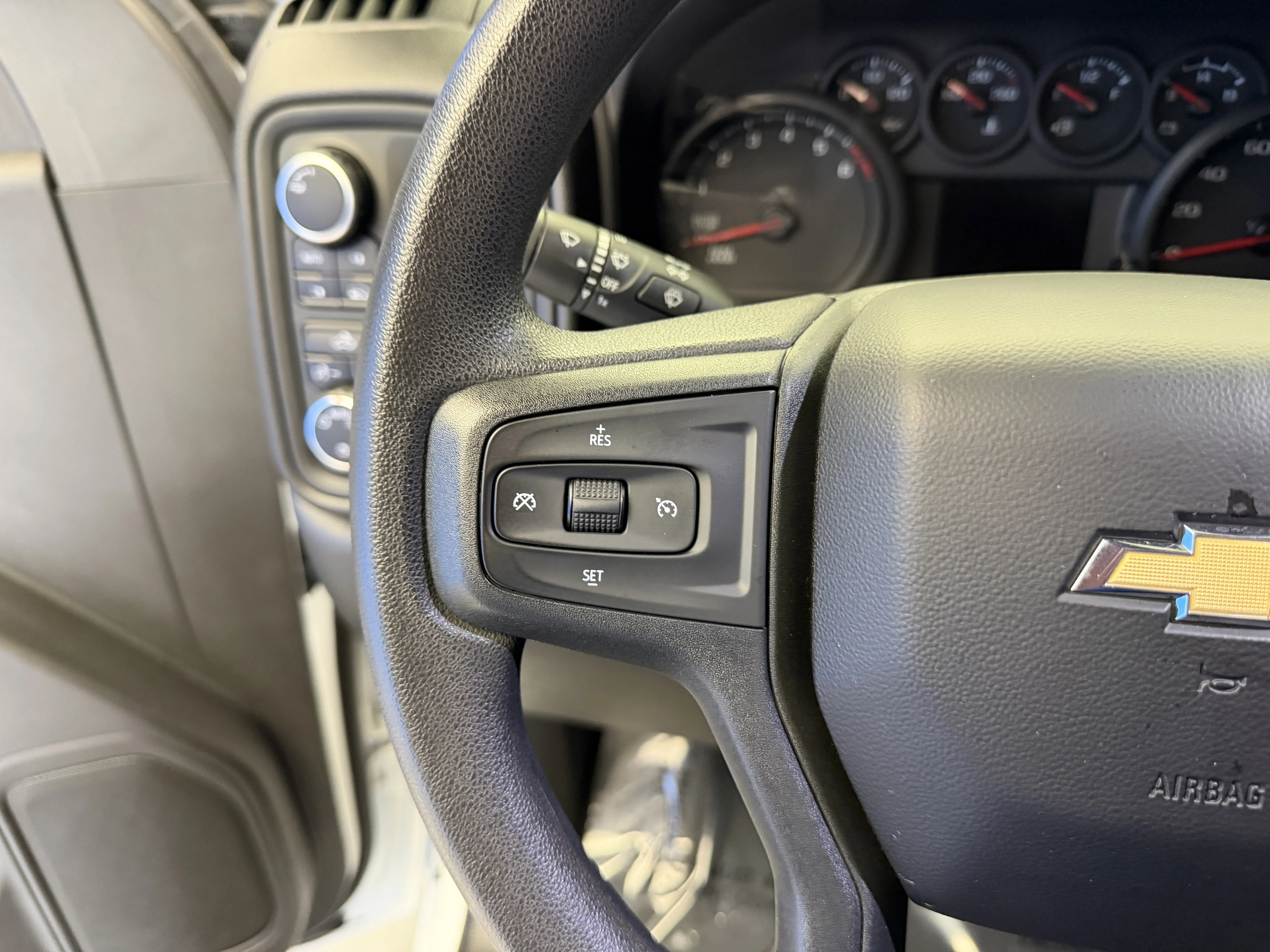 Used 2022 Summit White Chevrolet Custom image 15