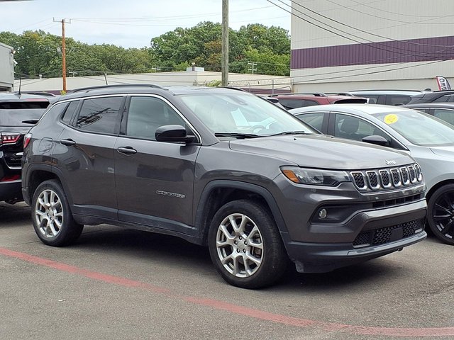 2023 Jeep Compass 4x4 Latitude Lux 4dr SUV